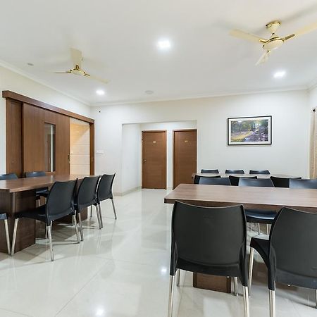 Hotel Mount Kailash Suites Chennai Exterior photo